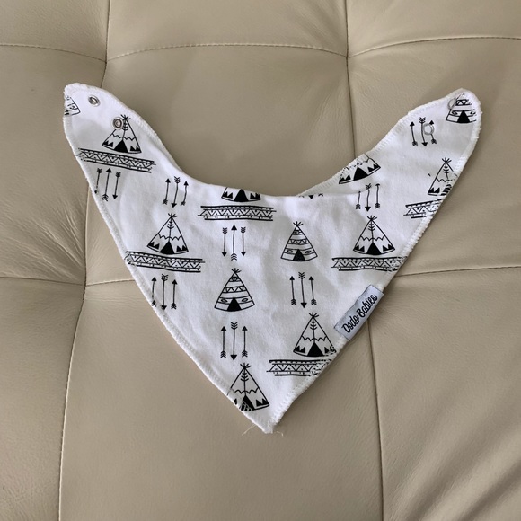 3 for $10 Set of 3 Bandana Bibs - Picture 4 of 7